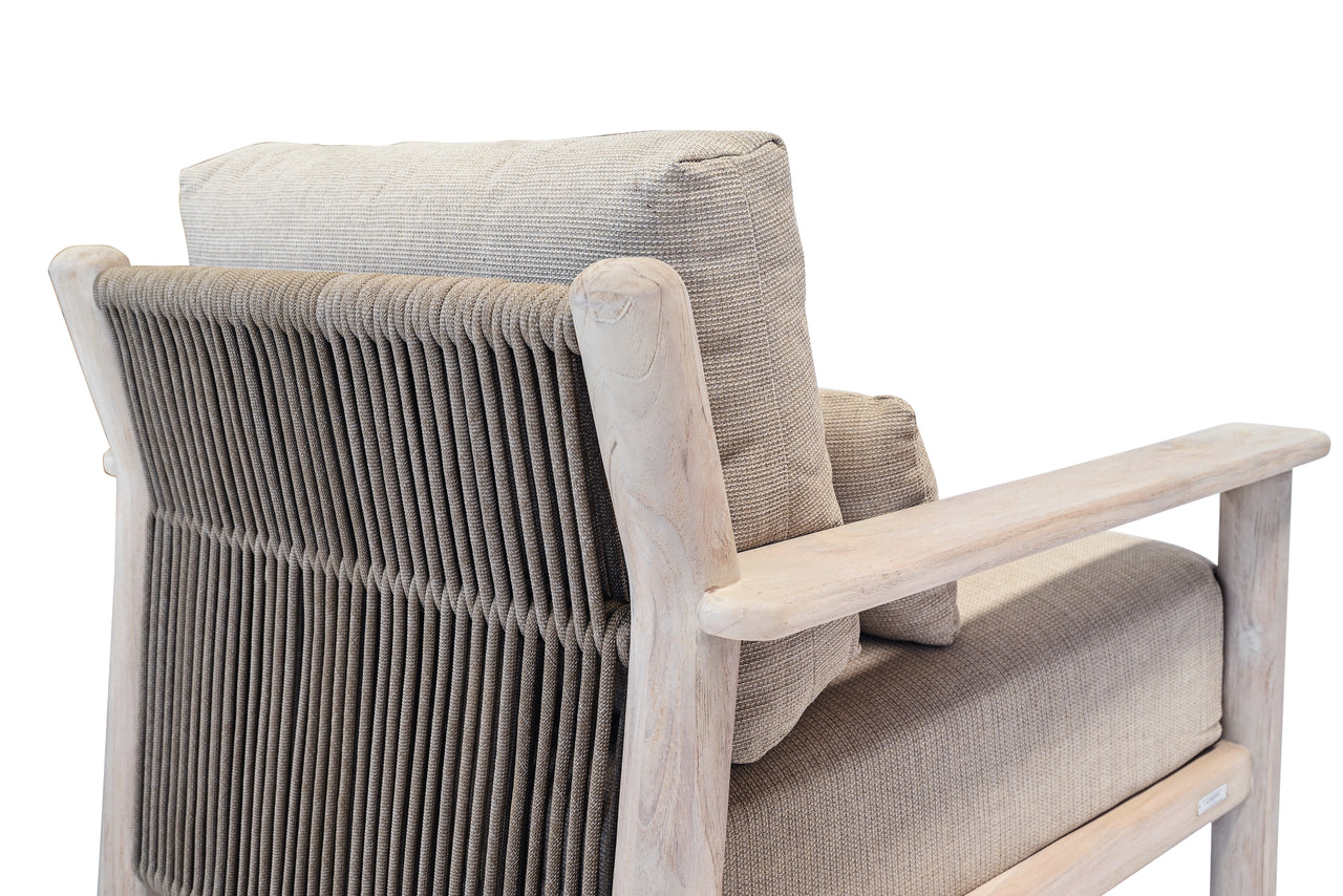 Capri Lounge Chair