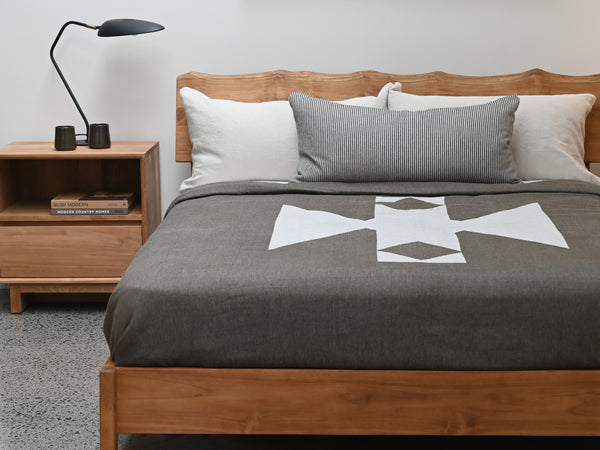 Air bed in Teak