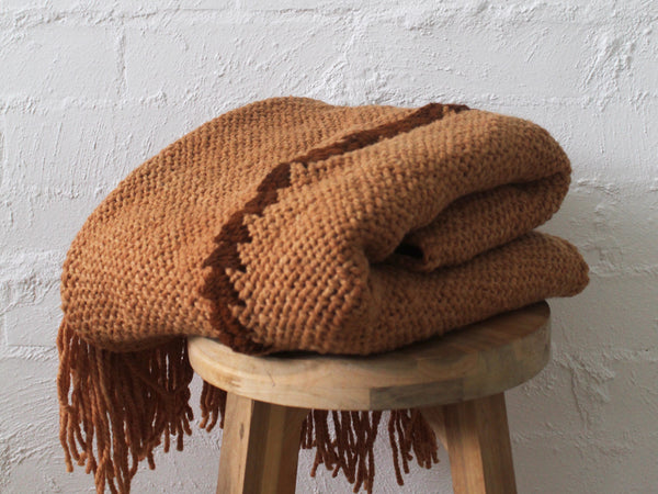 Casapacha Woven Throw with Seam | Caramel