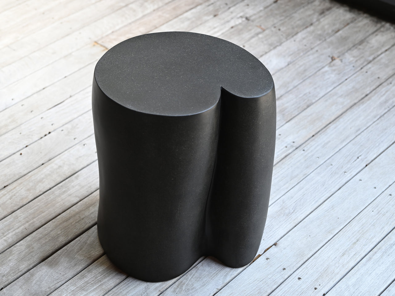Tomo outdoor stool